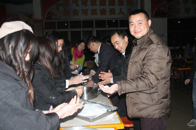 <b>做湯圓，猜燈謎，嗨到停不下來(lái)</b>