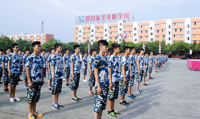 我院2016秋季軍訓(xùn)大片已拉開序幕！