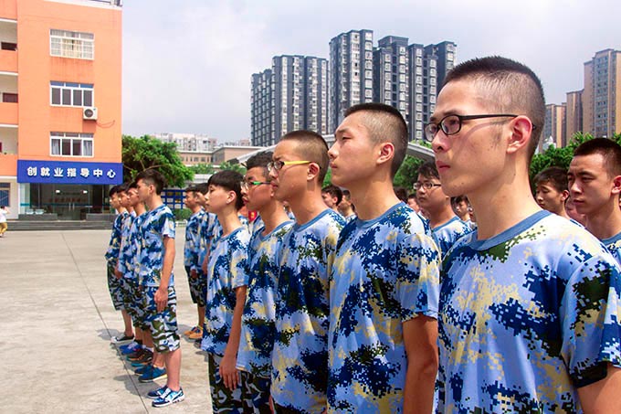 我院2016秋季軍訓(xùn)大片已拉開序幕！