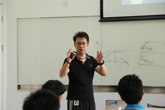 百度行學(xué)子分享會，未來互聯(lián)網(wǎng)金融人才在新華