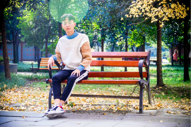 一見鐘情的電競(jìng)見之不忘，思之如狂