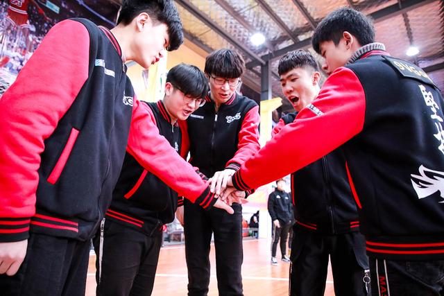 理實(shí)結(jié)合，新華學(xué)子展現(xiàn)專業(yè)電競(jìng)風(fēng)采！