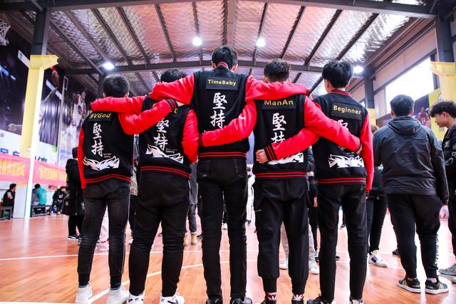 理實(shí)結(jié)合，新華學(xué)子展現(xiàn)專業(yè)電競(jìng)風(fēng)采！
