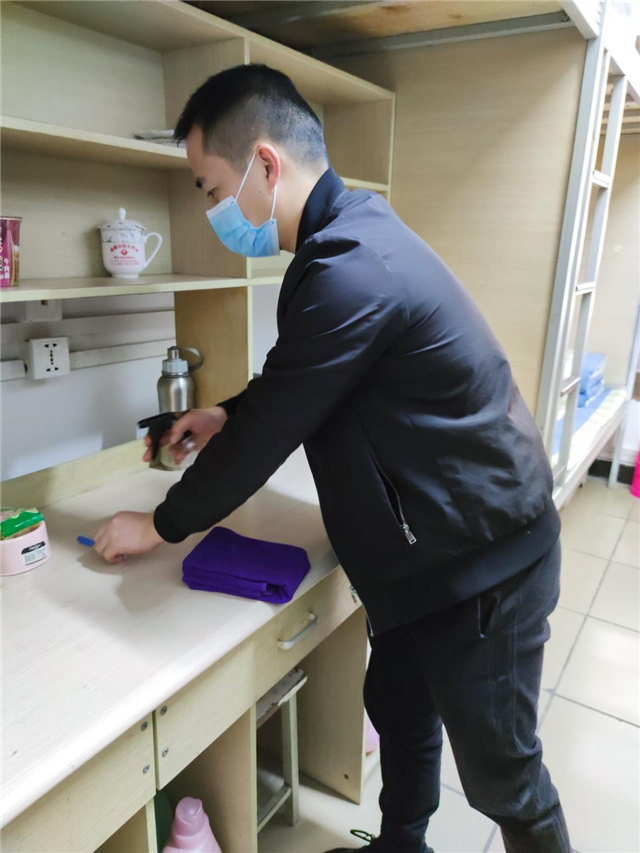 暖心！這群老師在學生返校前干了這件事