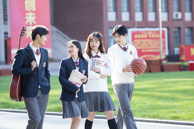 @所有初高中生及家長(zhǎng)，初三擇校關(guān)注的問(wèn)題，這里都有答案