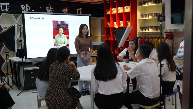 五一試學(xué)營新鮮出爐，好玩好學(xué)只等你來！